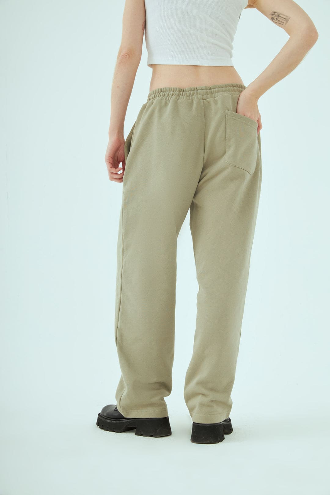 UNIVERSAI LAWS PANTS